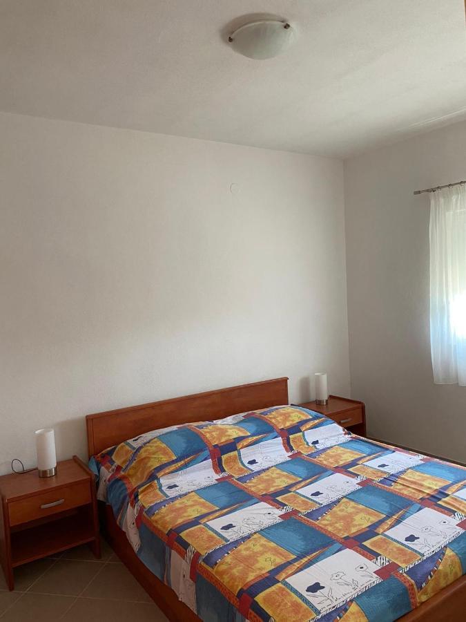 Apartmani Mima Nečujam Eksteriør billede